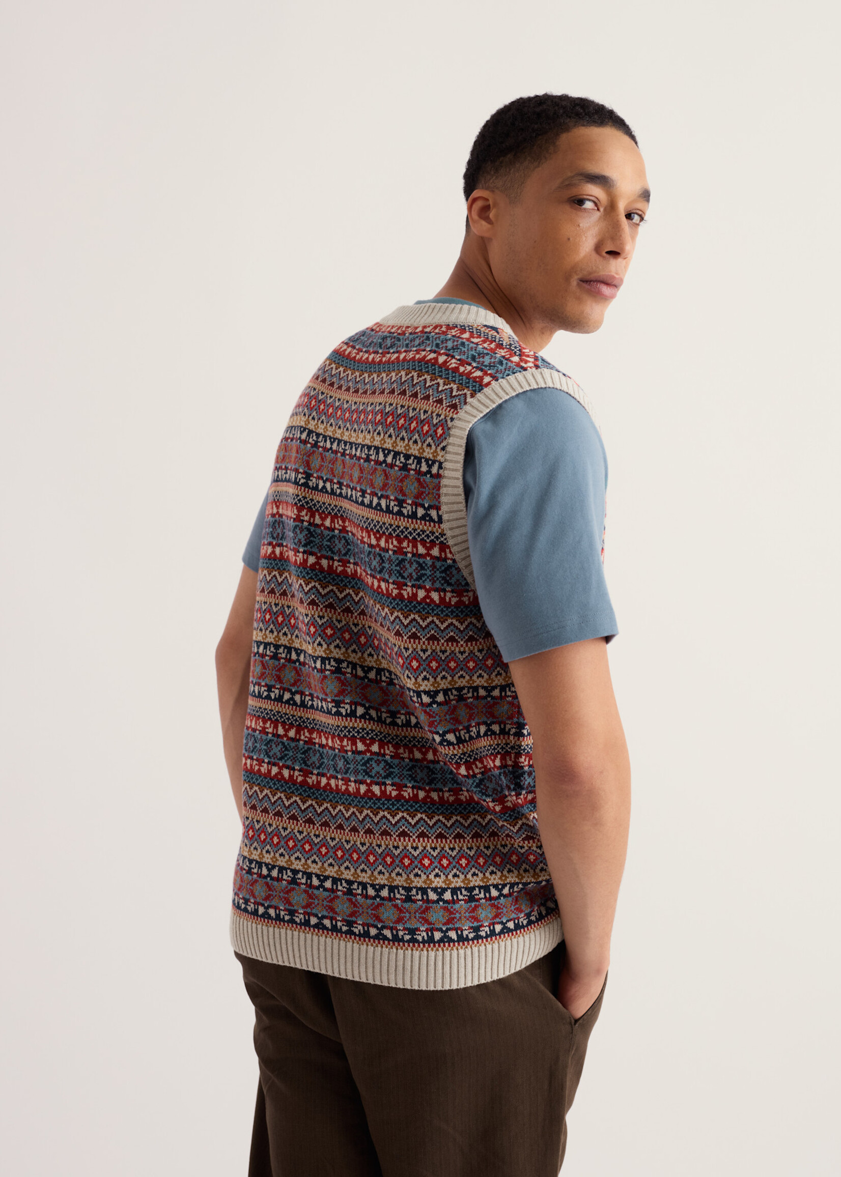 SEASALT CORNWALL SEASALT MEN’S KITTO VEST TWIGS TIMBER