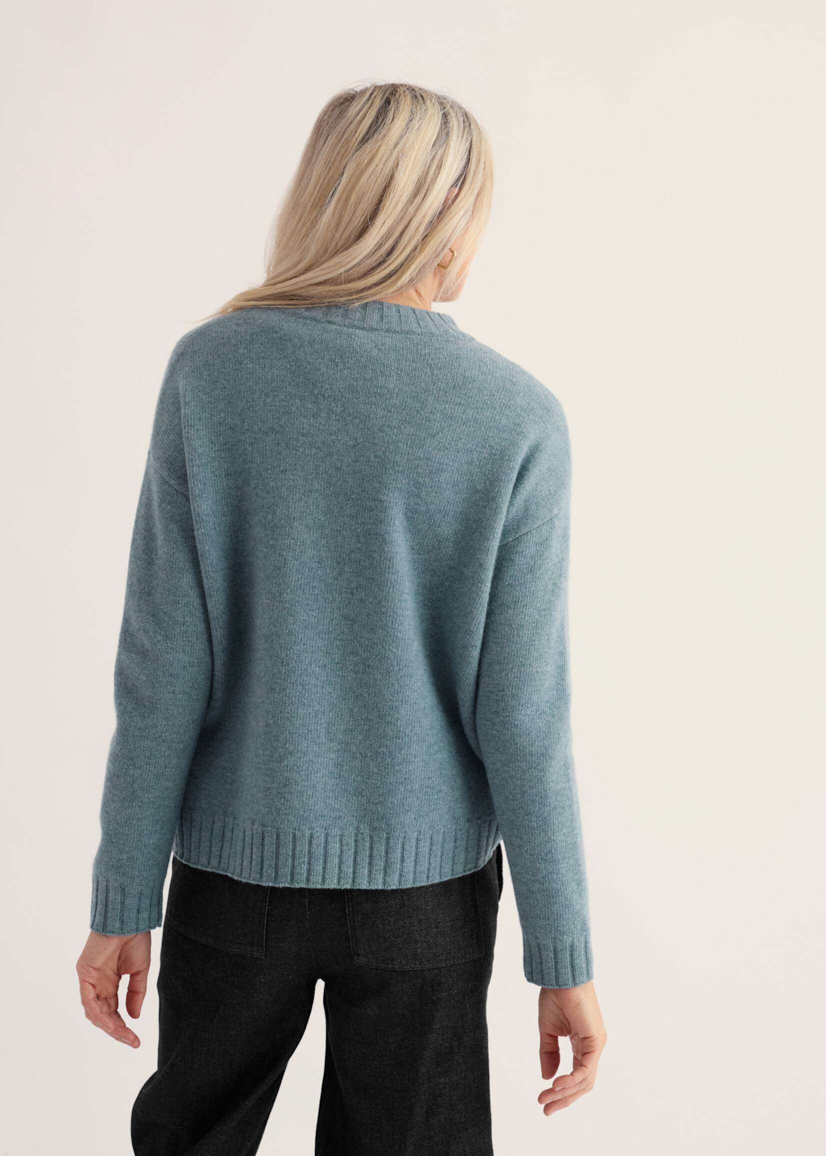 SEASALT CORNWALL SEASALT EVENING BAY JUMPER LICHEN