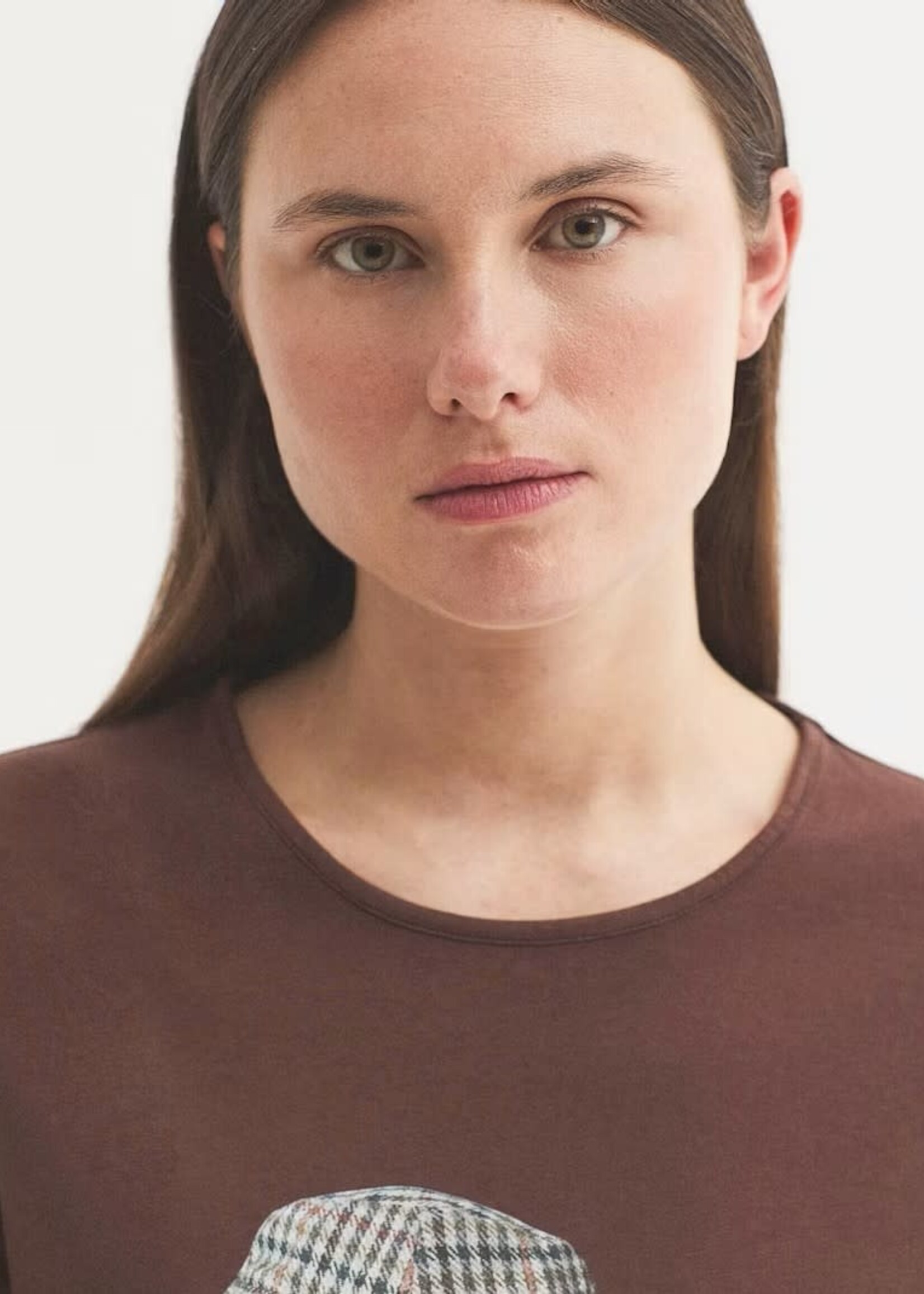 NICE THINGS NICE THINGS OVERDYED T SHIRT 'WOOL CAP FISH' PLUM