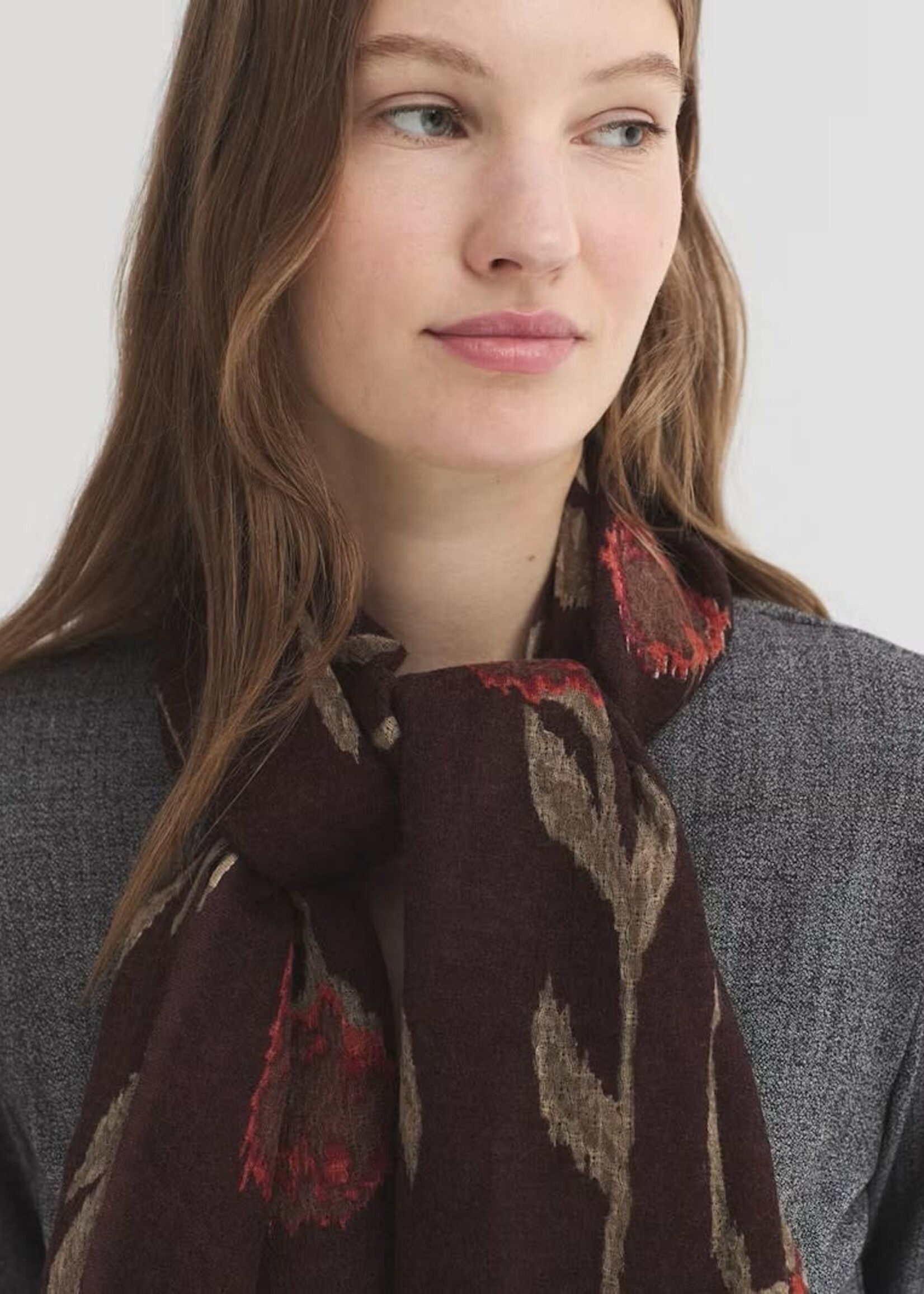 NICE THINGS NICE THINGS BLURRED FLOWERS PRINTED WOOL FOULARD PLUM