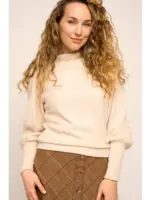VERY CHERRY VERY CHERRY MAYA PULLOVER CABLE CREAM