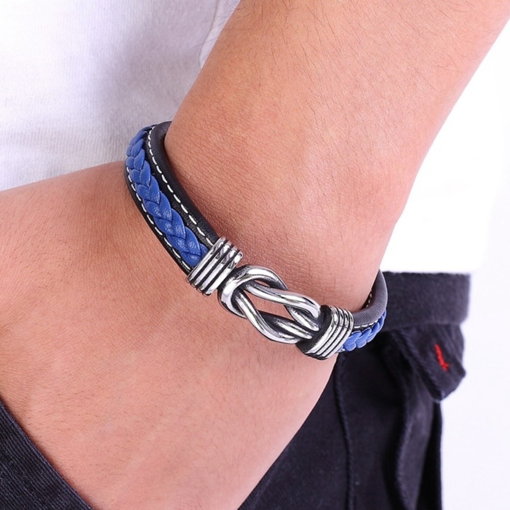 Nenzi Leren armband 12 mm zwart/blauw rvs verbinding 19 cm