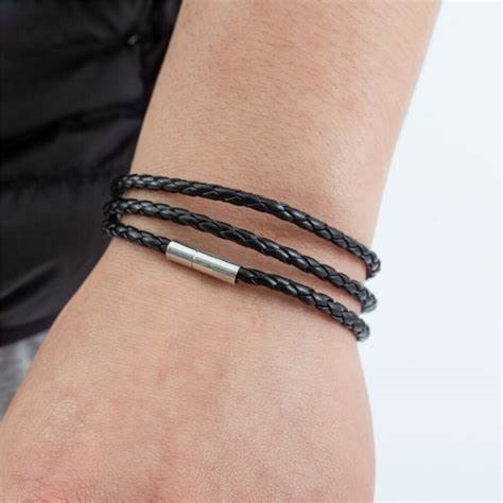 Nenzi Veterarmband  zwart leer 4 mm 63 cm