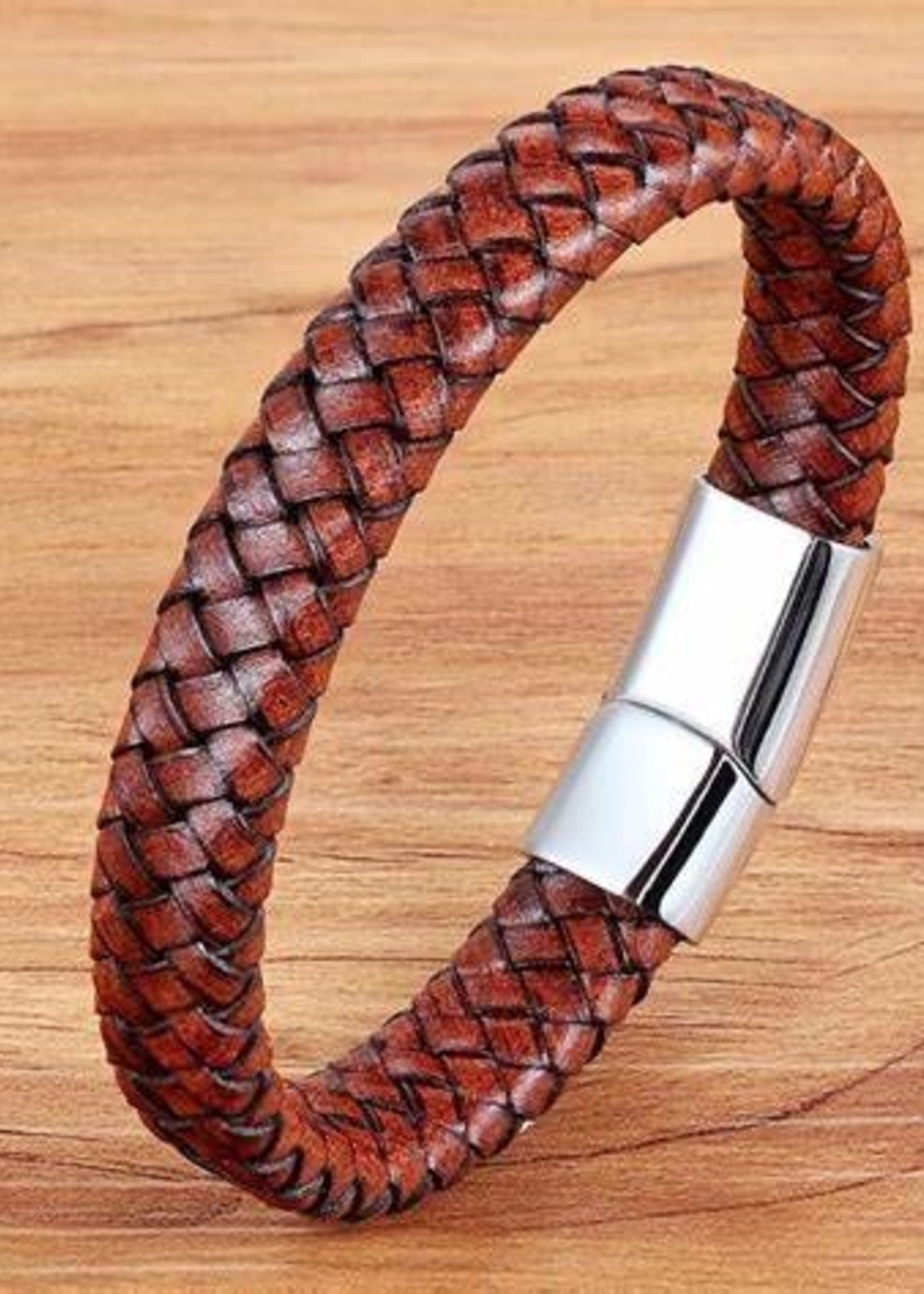 Nenzi Lederen armband 12 mm punck rvs magneetsluitng 23 cm -