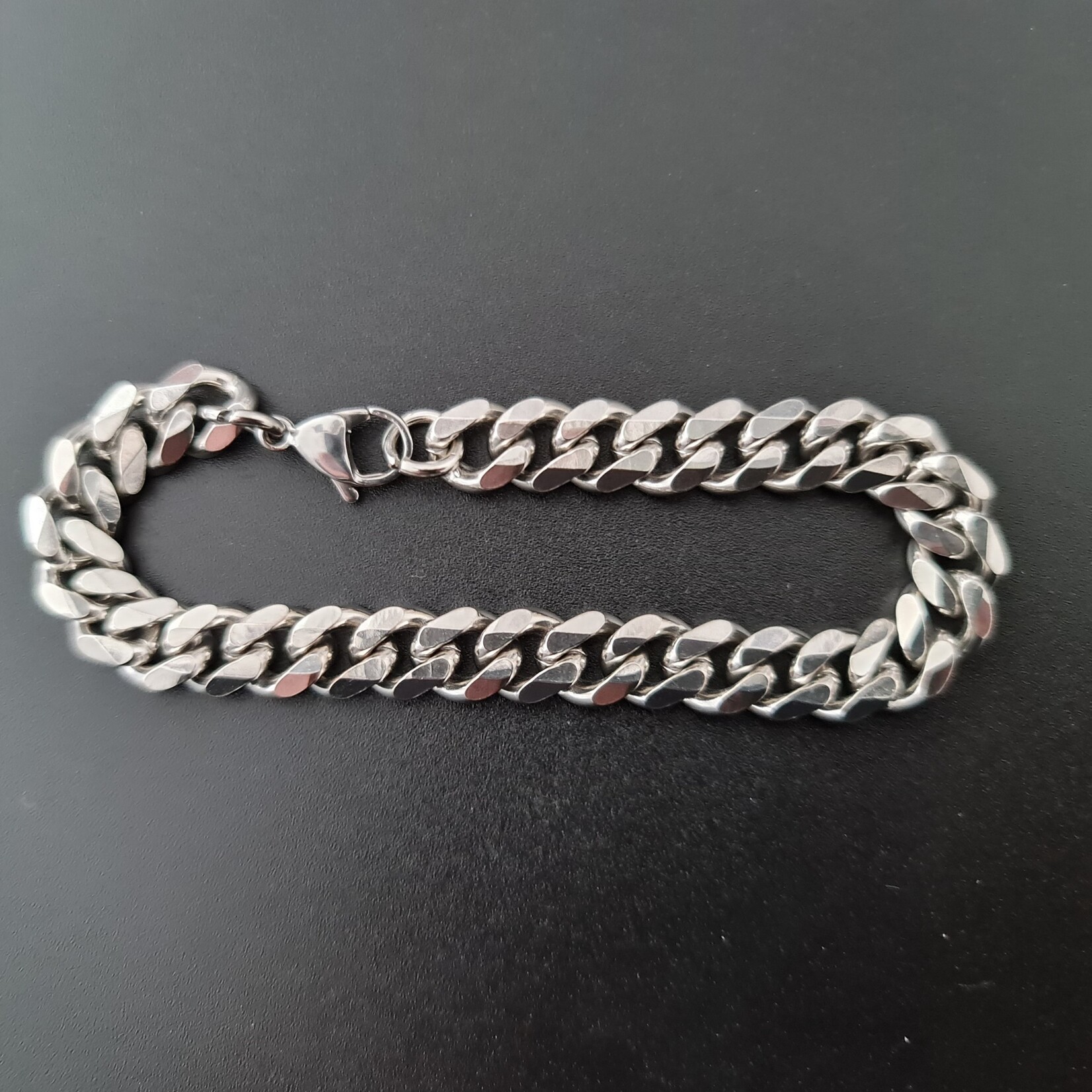 Nenzi RVS 9 mm brede armband 20 cm