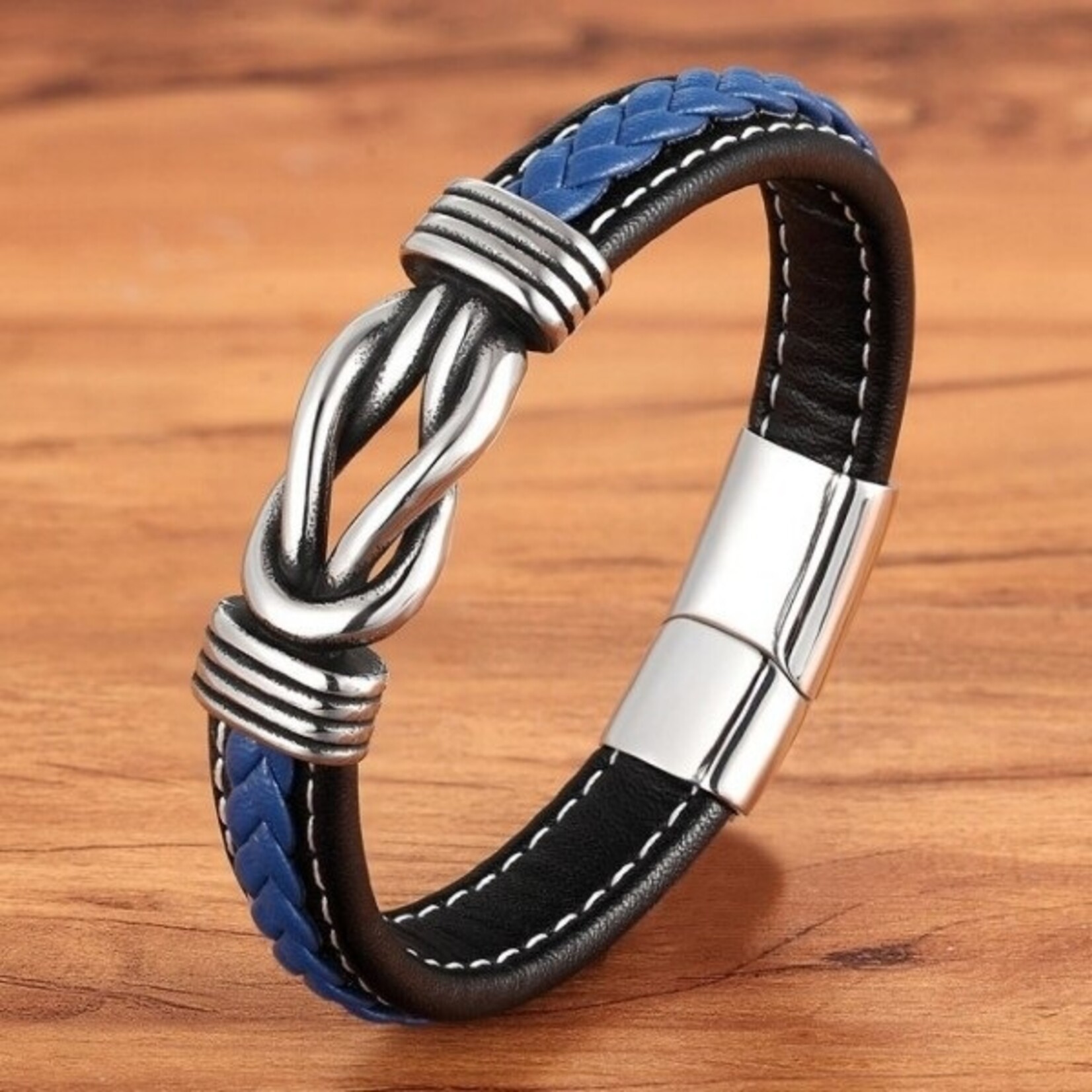 Nenzi Leren armband 12 mm  zwart/blauw rvs  23 cm magneet sluiting