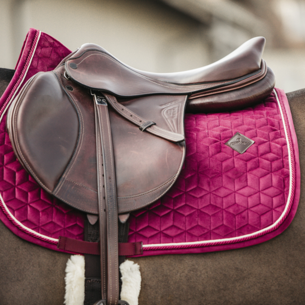 Kentucky Saddle Pad Velvet Fushia FVZ