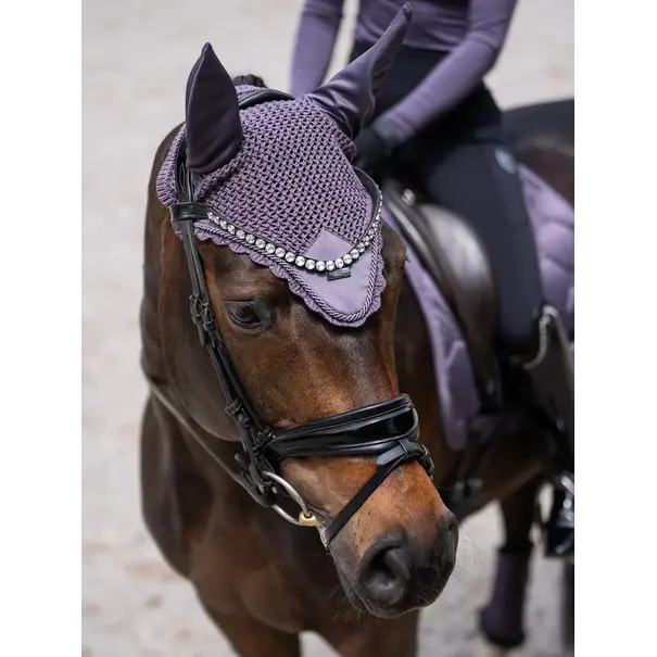 Equestrian Stockholm Oornetje Dark Violet Full