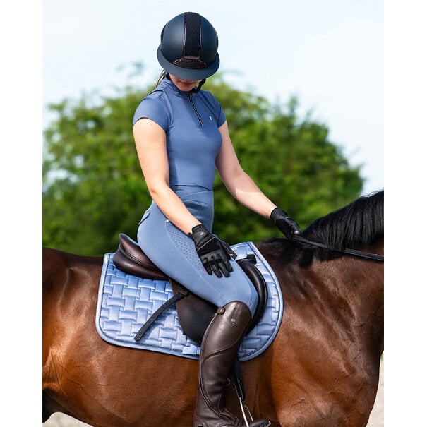 QHP Zadeldek Aubree Misty Blue