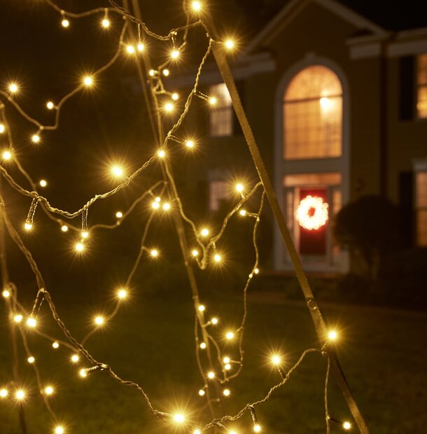 Fairybell | 4 Meter | 640 LED-Leuchten | Inklusive Mast | Warmweiß