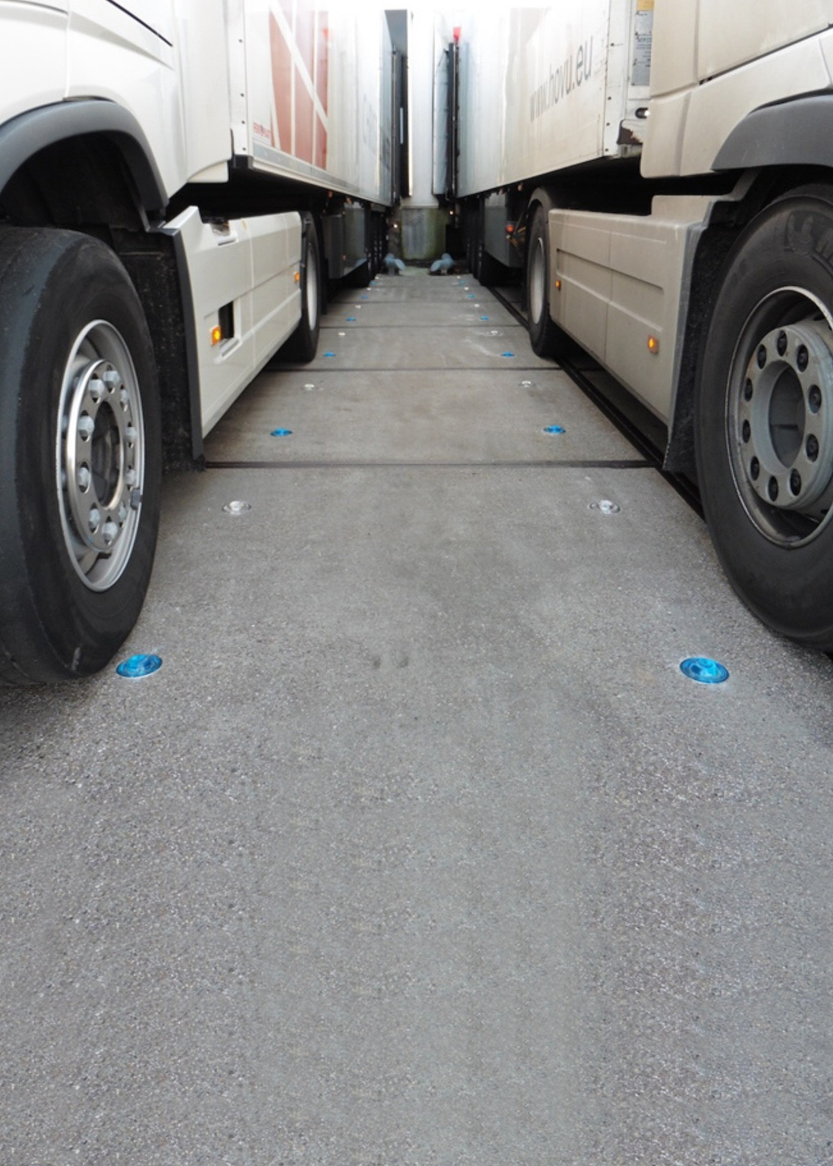 LUX Glaskugelreflektor 100 mm LUX3 Premium Fahrbahnreflektor