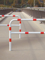 RI-TRAFFIC Fahrradschleusentor Kaufen (200 cm) | Rot-Weiß Stahl Verzinkt