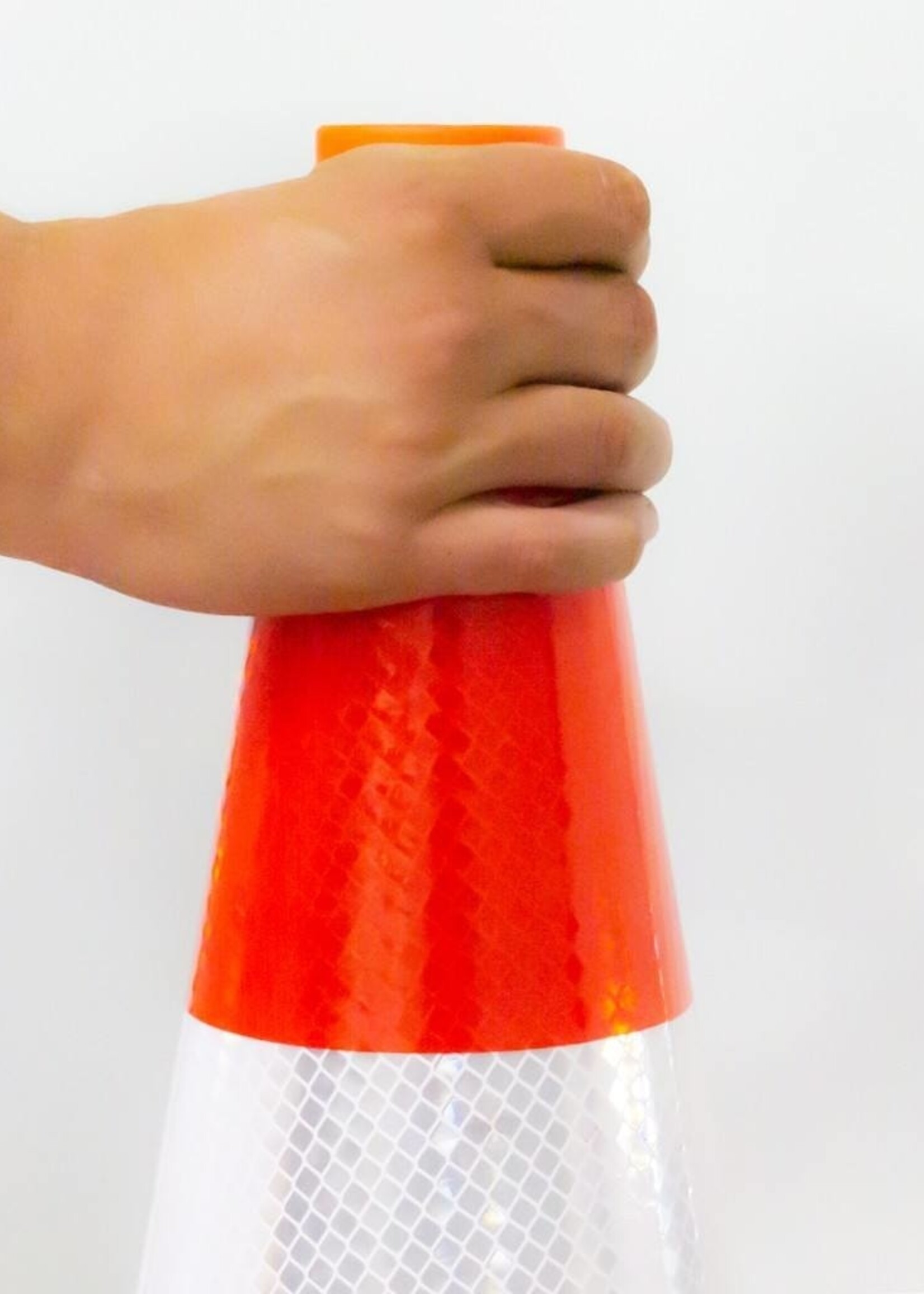 RI-TRAFFIC Professionelle Verkehrshütchen 50 cm, 25 Stück mit Firmenlogo