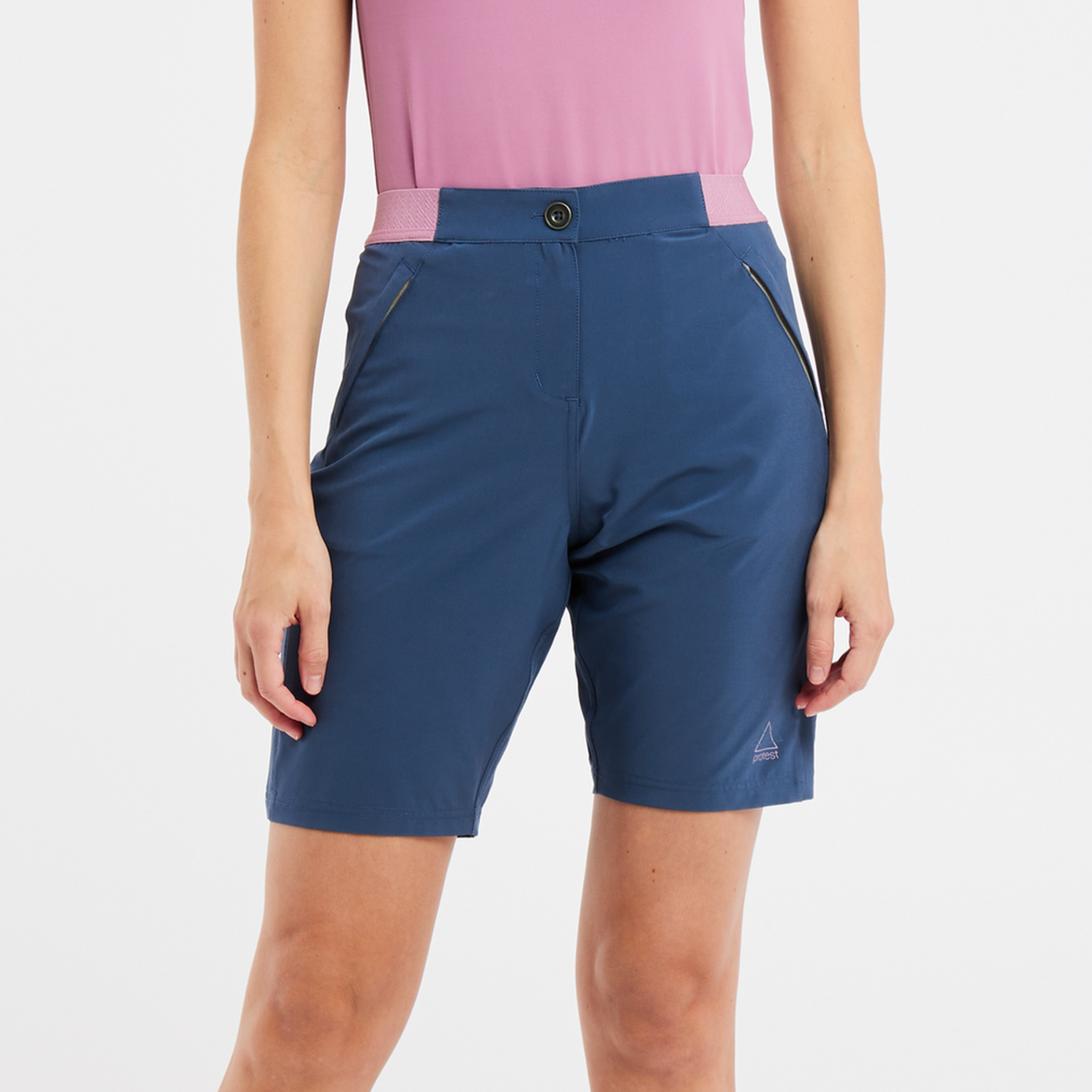 PRTACACIA - Short - PROTEST