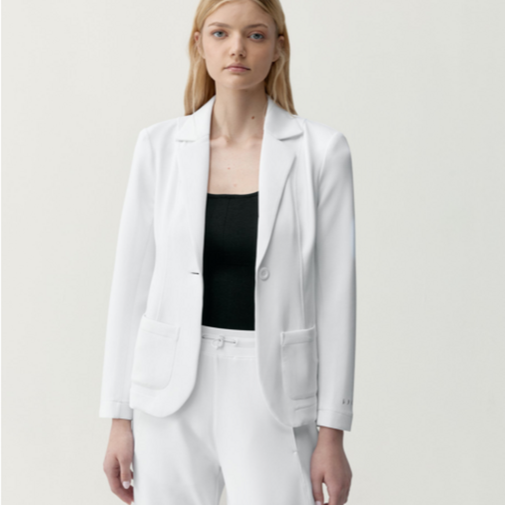 Born Blazer Lyssa Off White - BORN LIVING YOGA