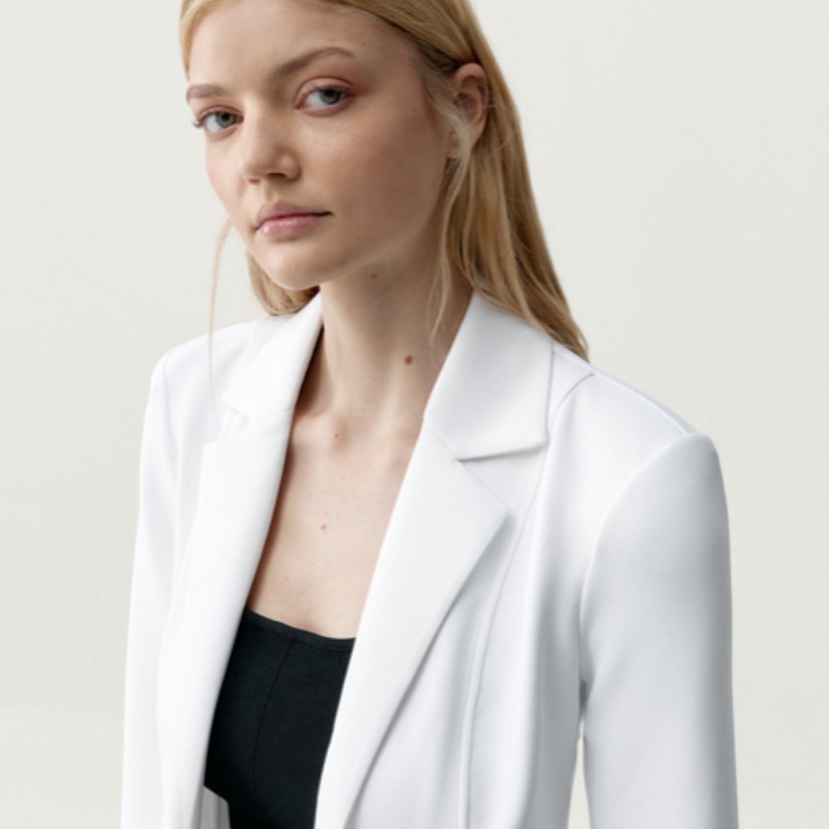 Born Blazer Lyssa Off White - BORN LIVING YOGA
