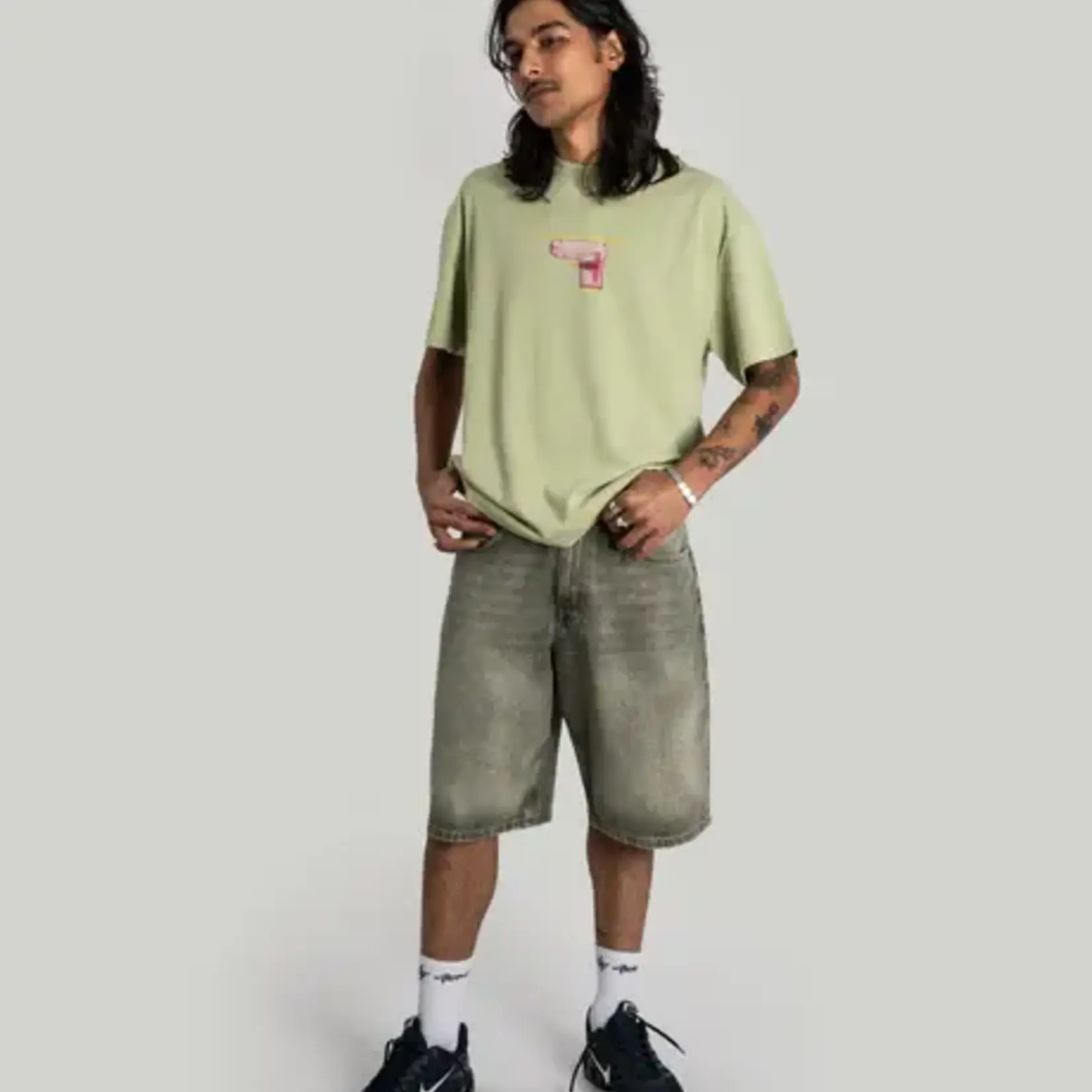 Homeboy x-tra BAGGY Dye Denim SHORTS -HOMEBOY