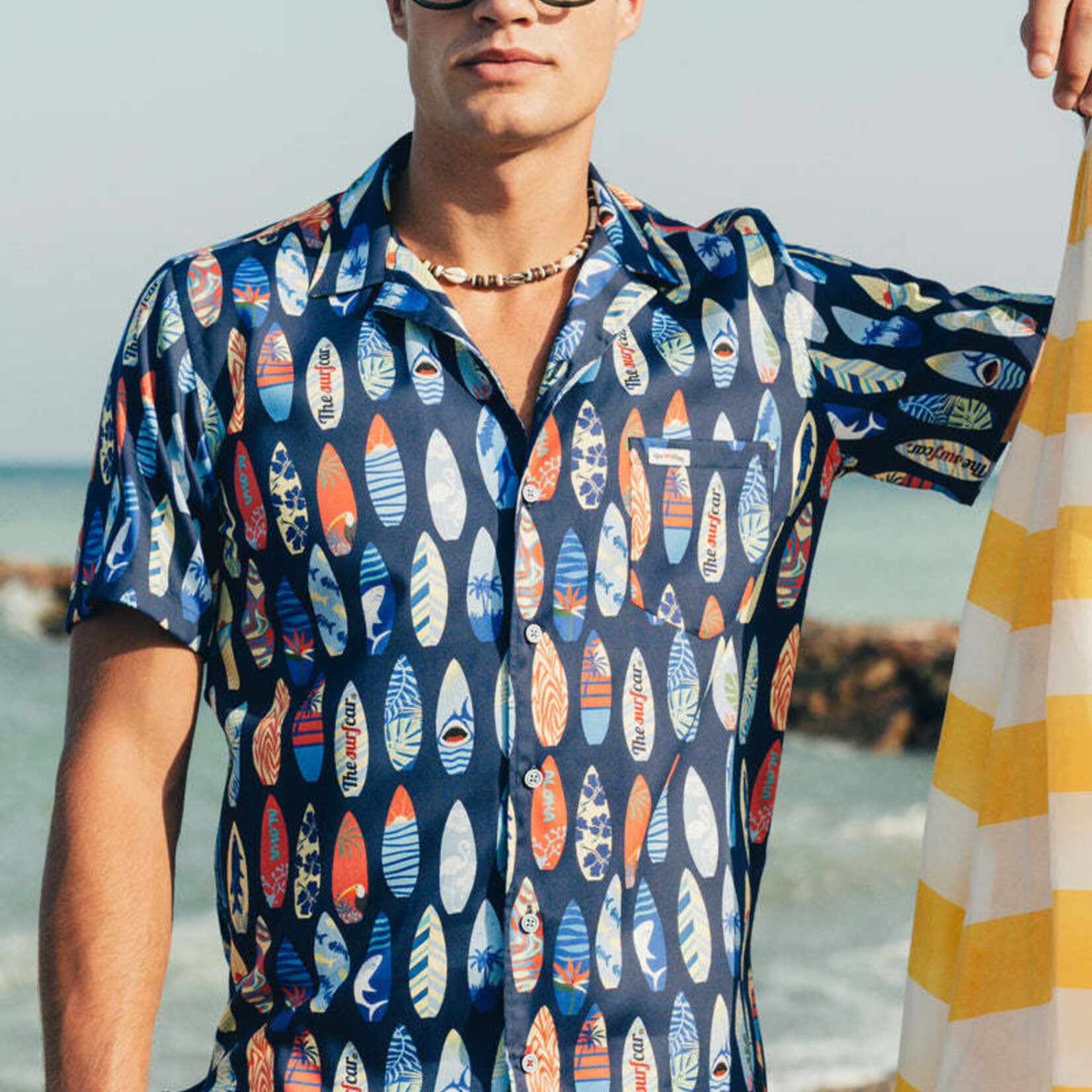 The Surfcar Chemise bowling avec des planches de surf - THE SURFCAR