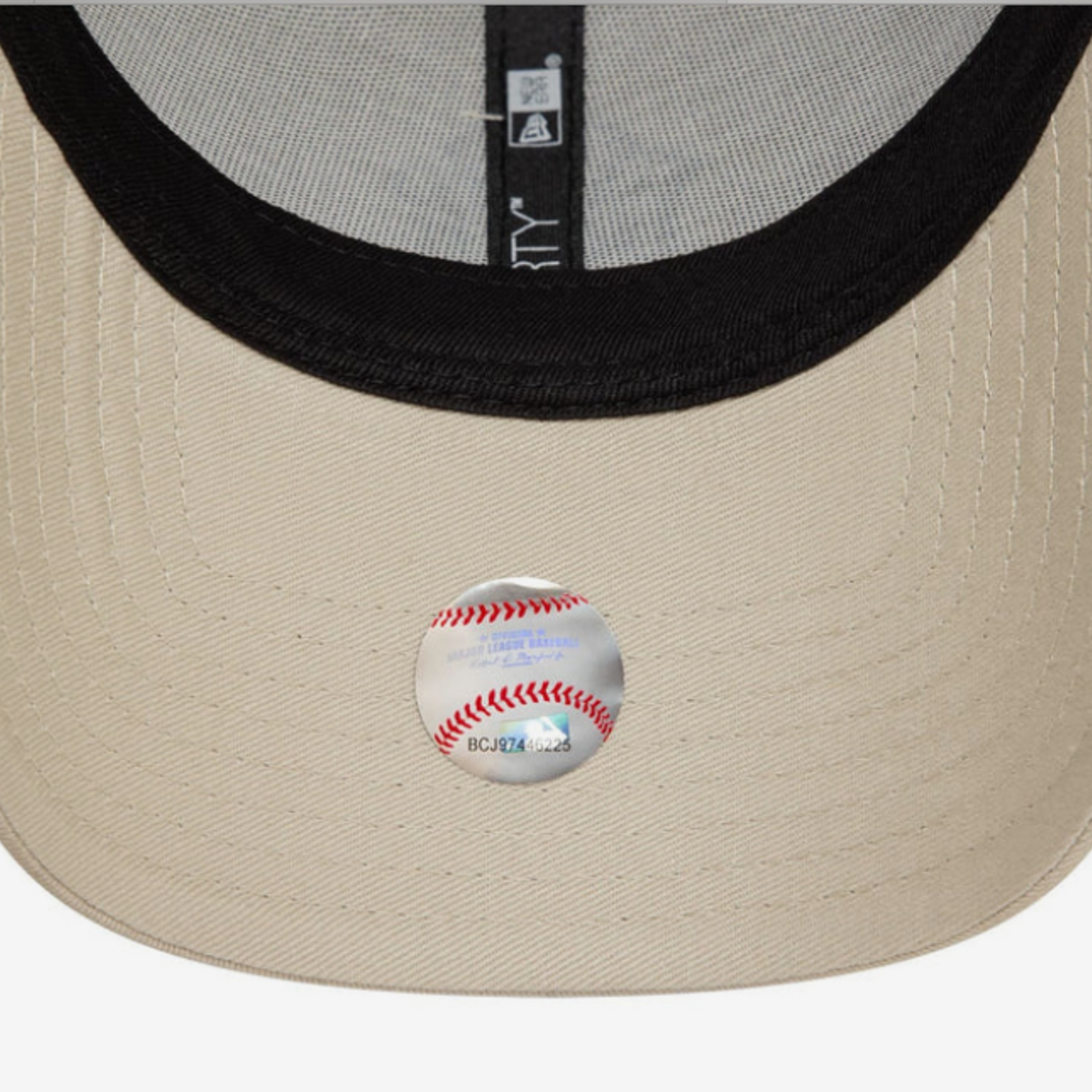 New era Casquette 9FORTY Adjustable New York Yankees Team Outline Crème - NEW ERA
