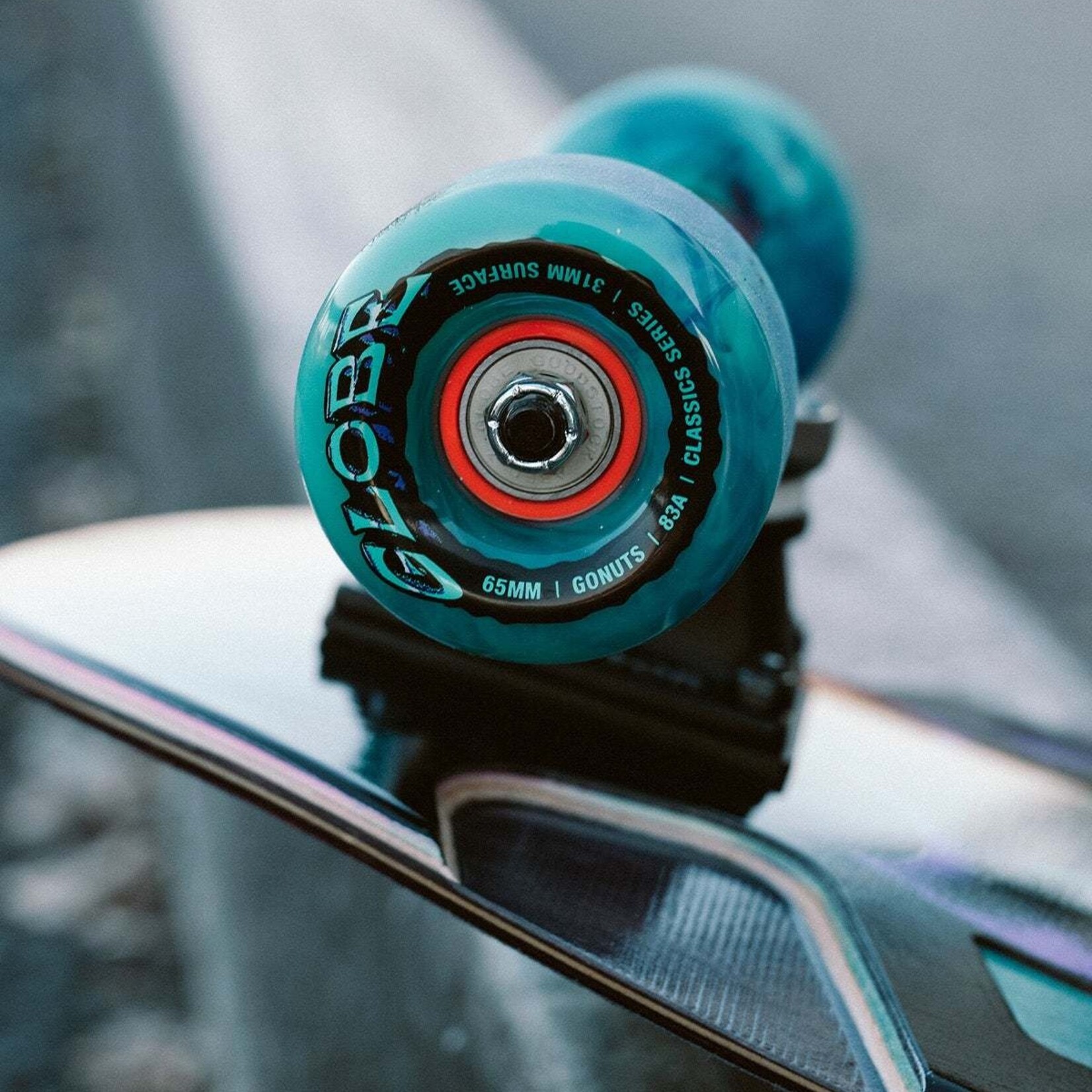 Globe TALON 30"  BLACK/BLUE/GREEN -  CRUISERBOARD - GLOBE