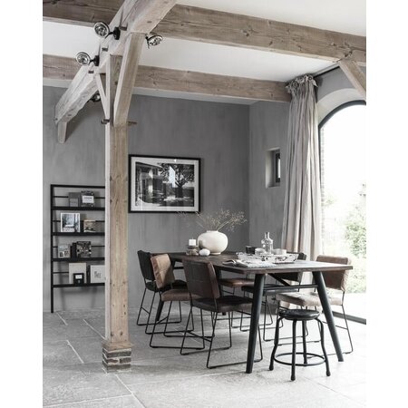 So True by Troubadour Eettafel The Confrontation 240 cm