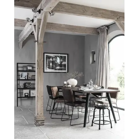 So True by Troubadour Eettafel The Confrontation 240 cm