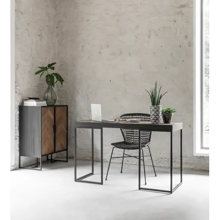 DTP Home Bureau Criss Cross