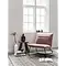 So True by Troubadour Fauteuil Lotus velvet roze