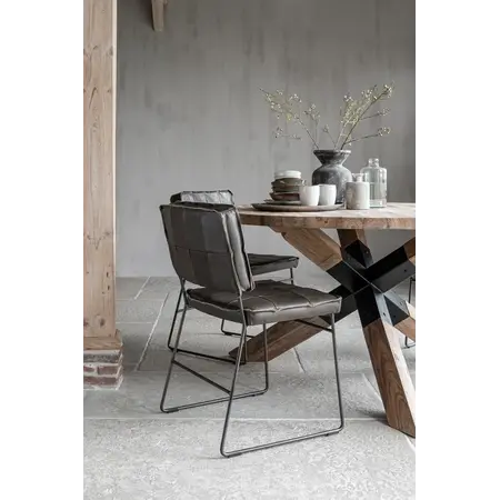 So True by Troubadour Eettafel Medan rond 140 cm