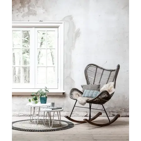 So True by Troubadour Schommelstoel Bali