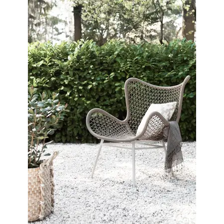 So True by Troubadour Fauteuil Amalfi beige