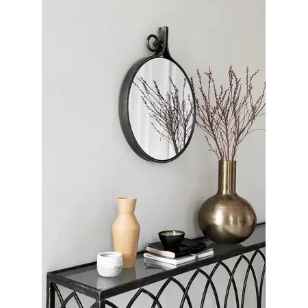 So True by Troubadour Spiegel Floyd