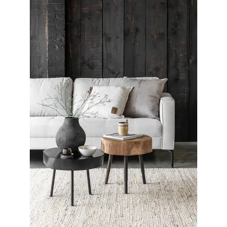 So True by Troubadour Salontafel Hitam