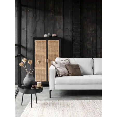 So True by Troubadour Salontafel Hitam