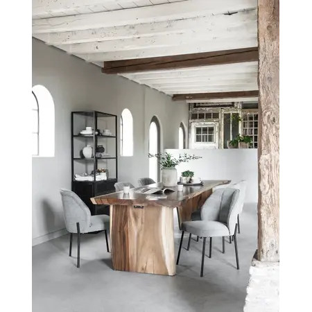 So True by Troubadour Eettafel Shelter