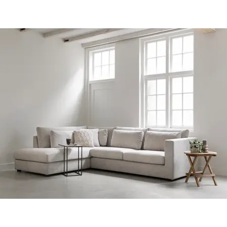 So True by Troubadour Loungebank Martino eva beige