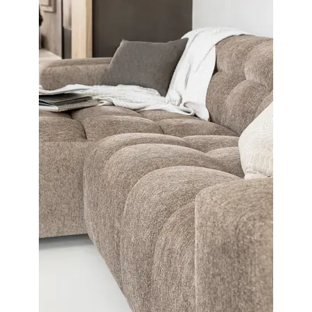 So True by Troubadour Loungebank Cloudy hug latte