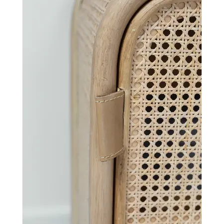 So True by Troubadour Nachtkastje Stockholm