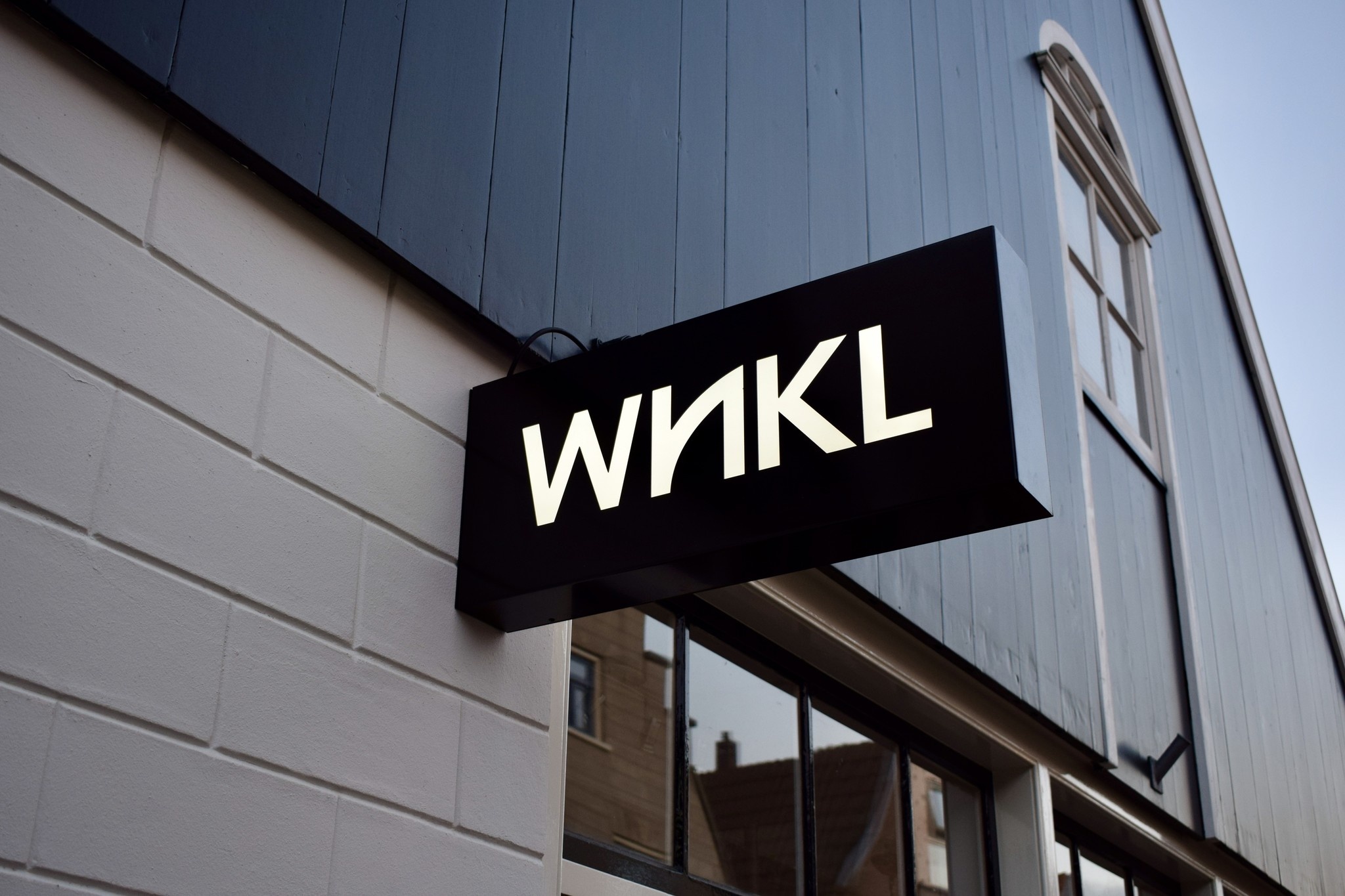 wnkl sign