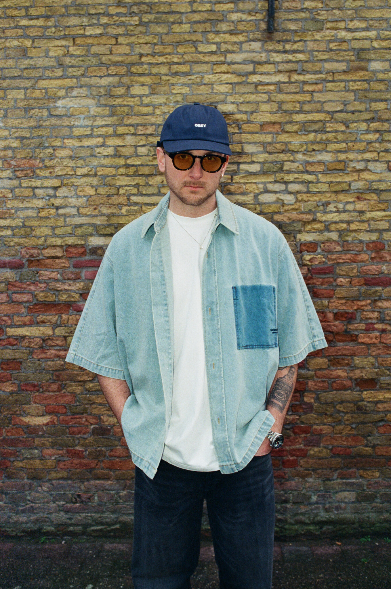 SS26 analoog shoot door Renzo