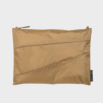 Susan Bijl The New Pouch Mono Camel Large