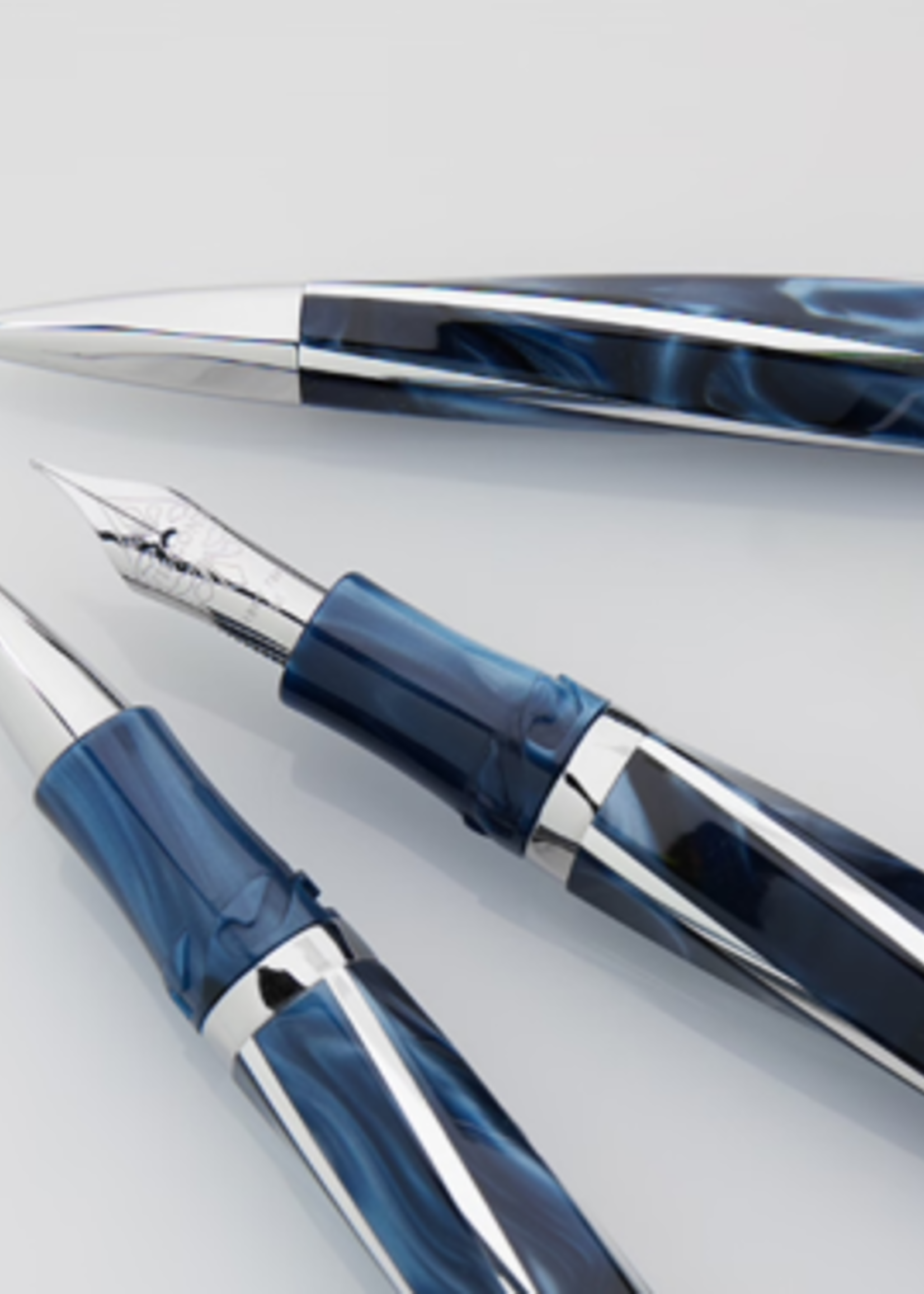 Visconti Divina Elegance Vulpen Imperial Blue