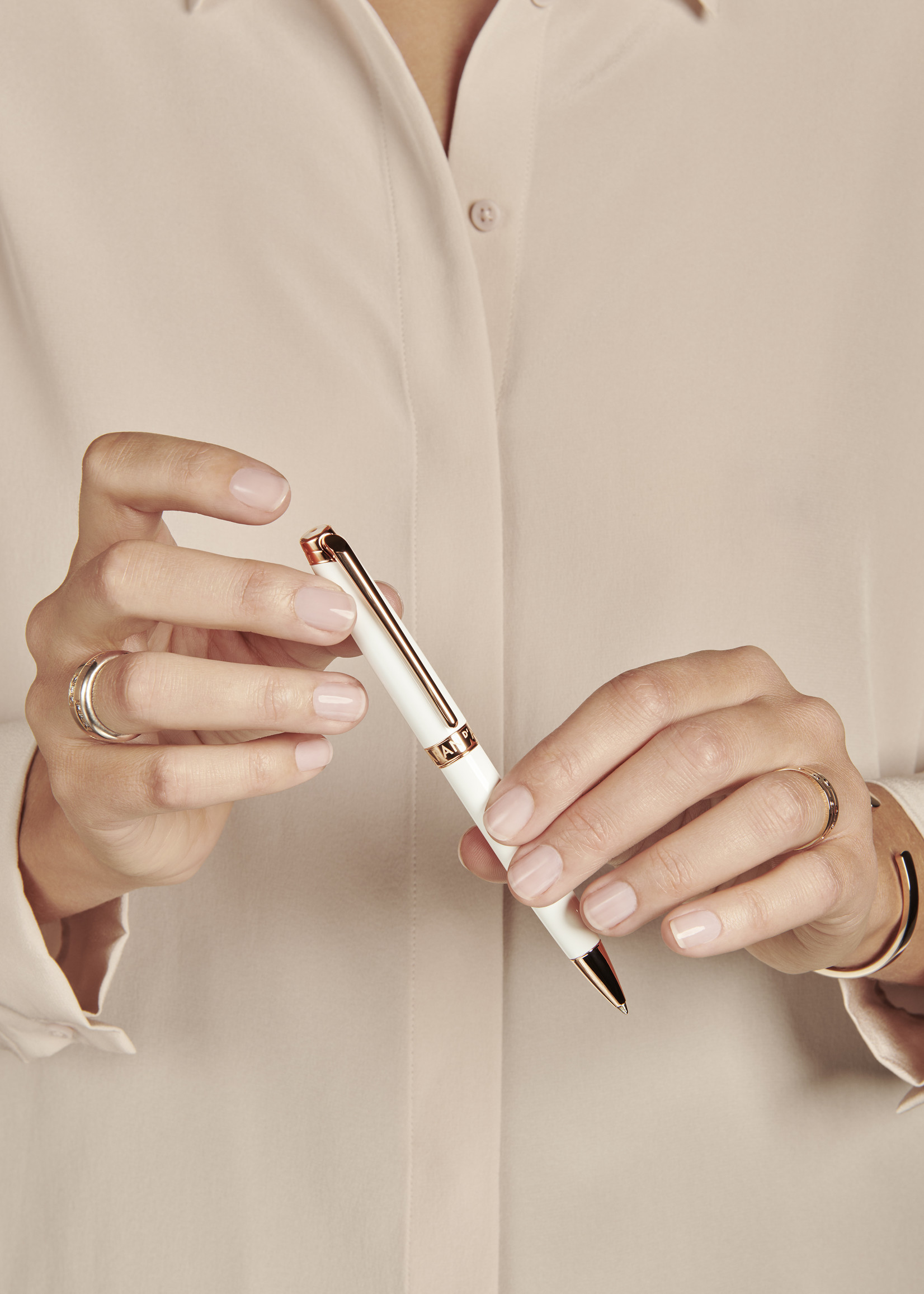 Caran d'Ache Léman Slim White Rosé Gold Balpen