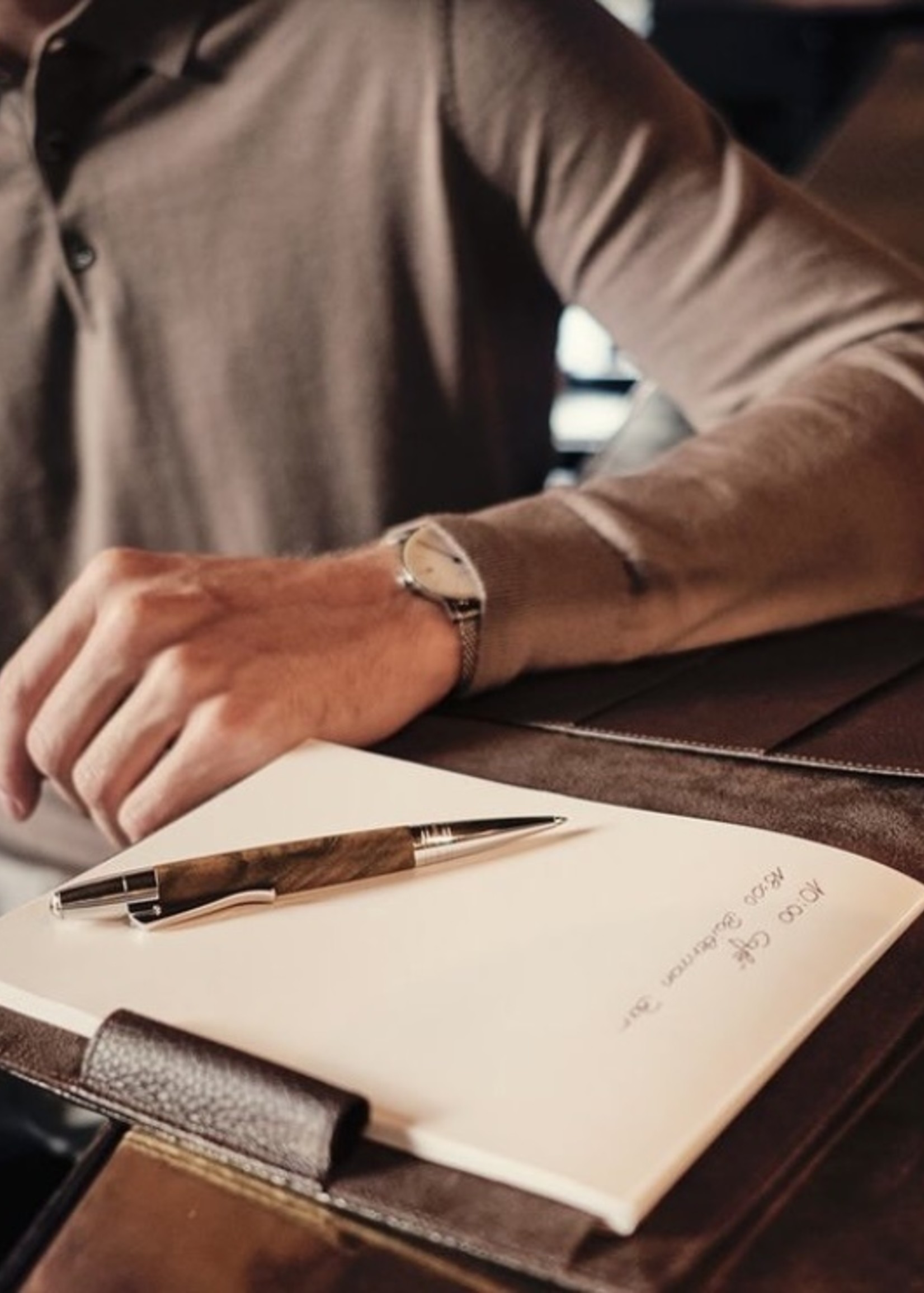 Graf von Faber-Castell Magnum Caucasian Walnut Vulpotlood