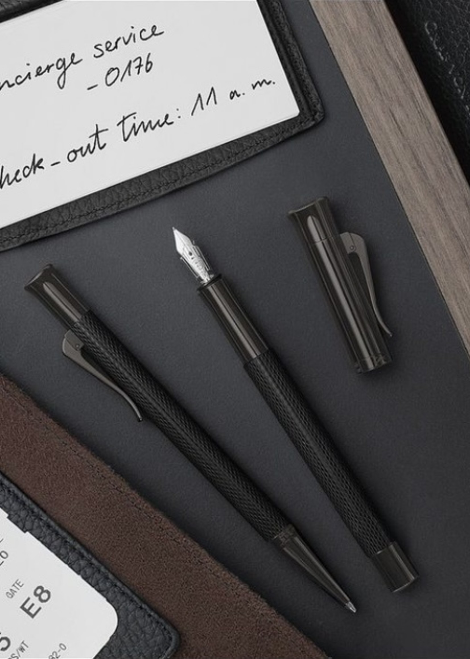 Graf von Faber-Castell Classic Guilloche Black Edition Balpen