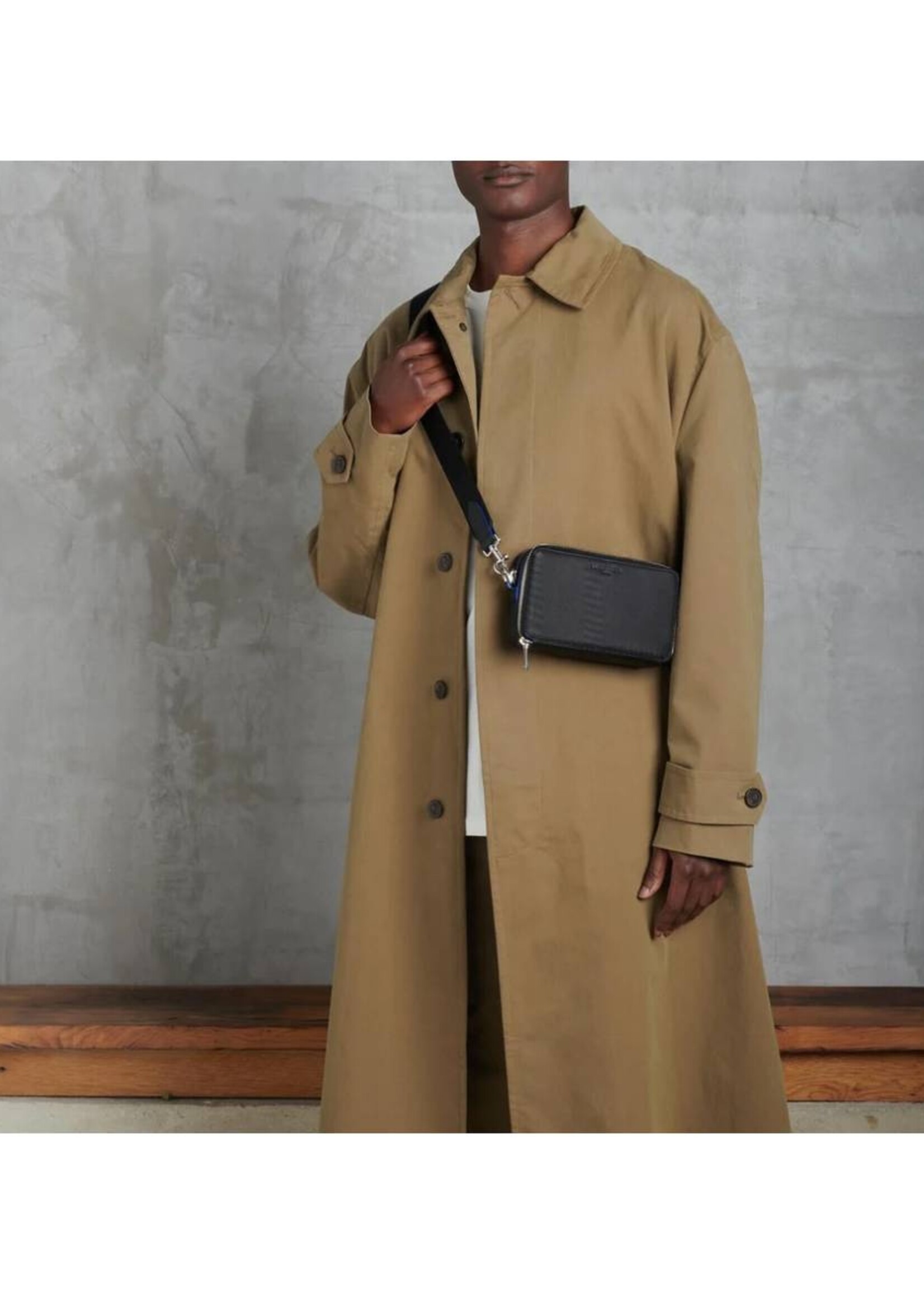 Le Tanneur Sling Emile T-Signature Black