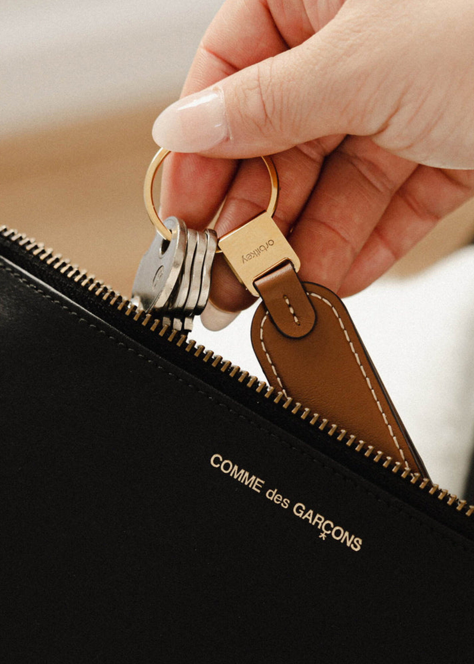 Orbitkey Loop Keychains Leather Caramel