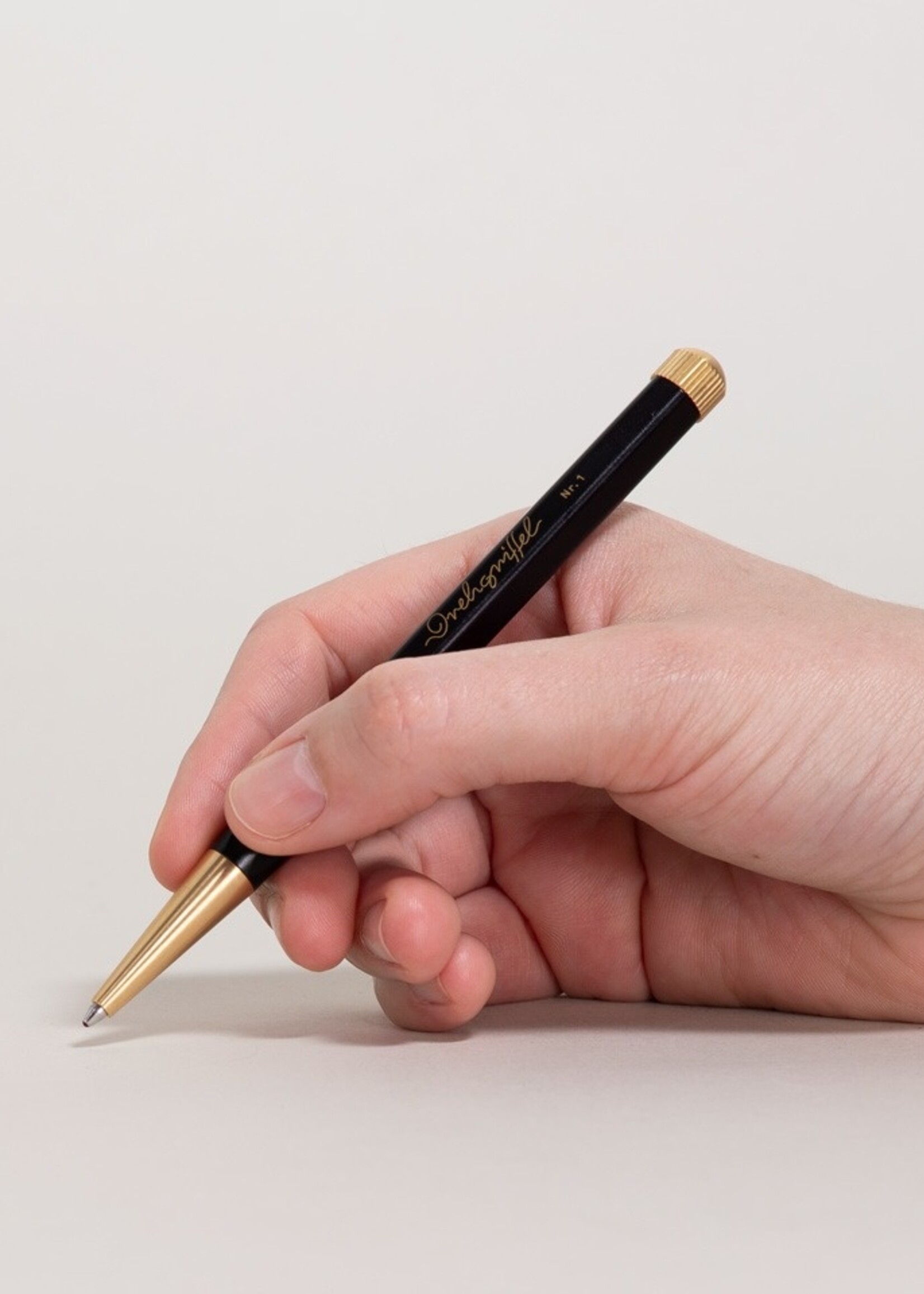 MONOCLE by Leuchtturm1917 Drehgriffel Nr. 1 GEL Navy