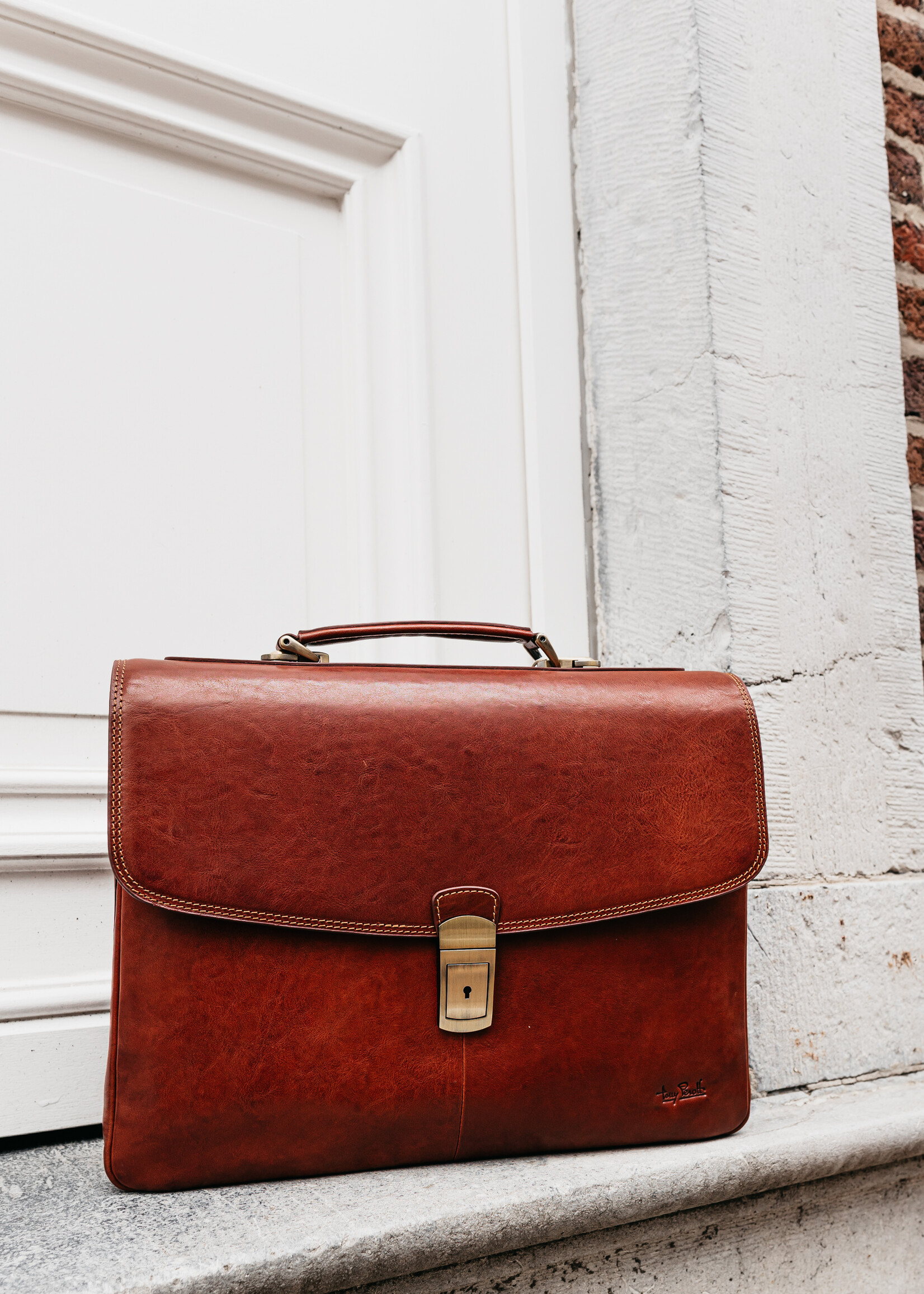 Tony Perotti Boekentas 2-comp. + laptopvak 15" Vintage Brown