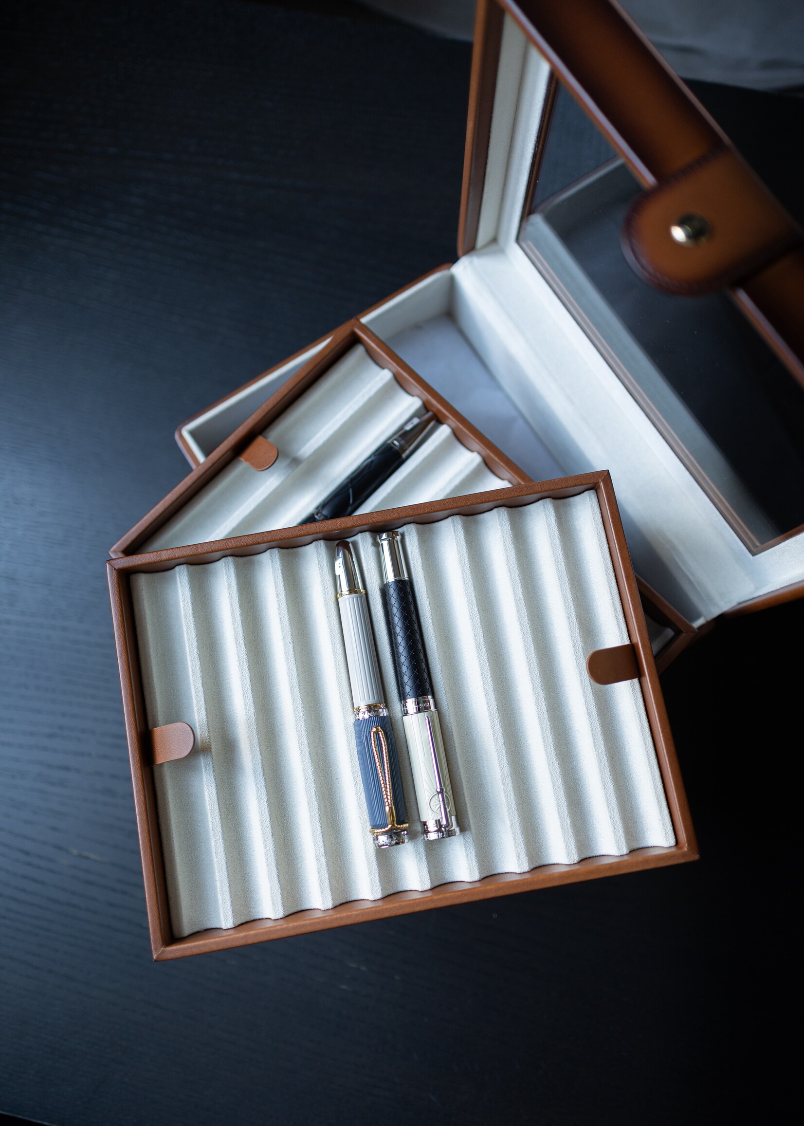 Lapis Bard Pennendoos Hemingway Navy /10